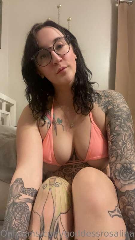 I wish you were pumping your cock into me!😛