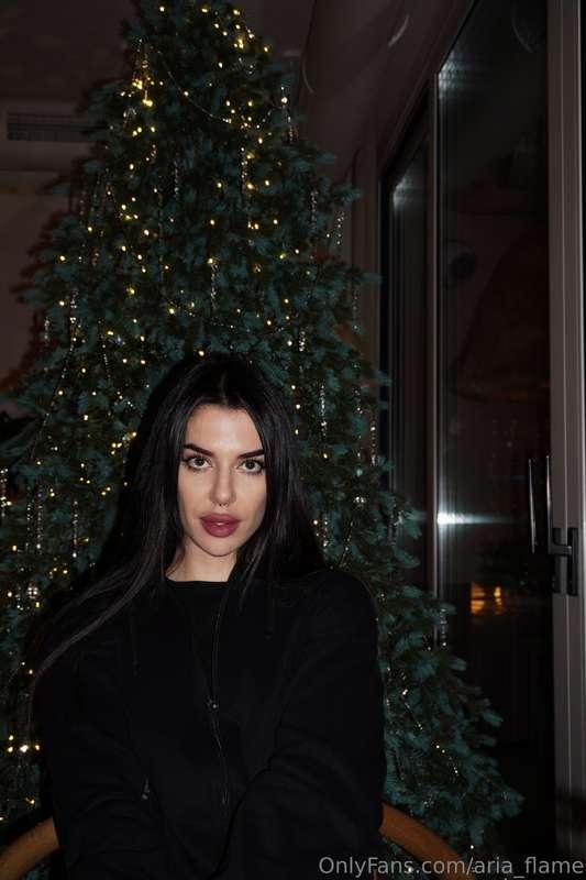 𝐅𝐑𝐄𝐄 𝐒𝐔𝐁𝐒𝐂𝐑𝐈𝐏𝐓𝐈𝐎𝐍@scarlettandrsn !! She have no taboo and re..