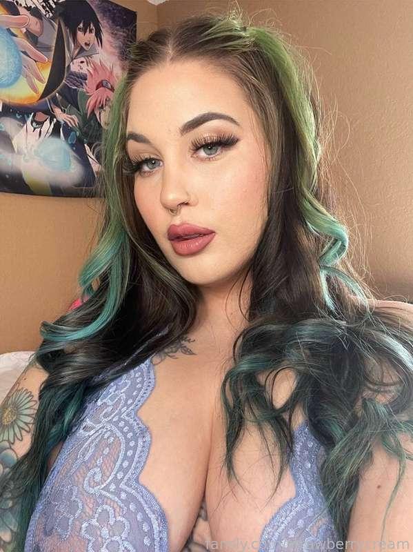Would you fuck me? 😈