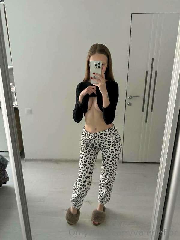 valerieflor main image