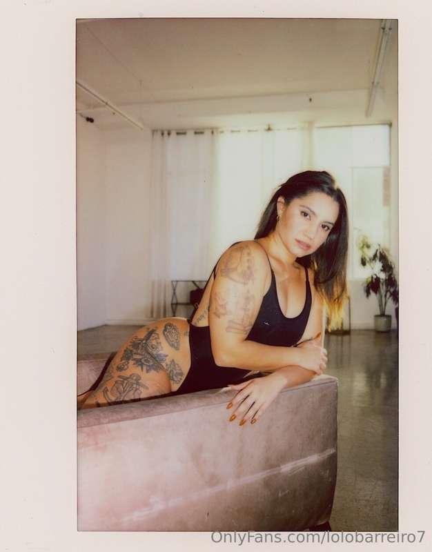 lolobarreiro7 image #0
