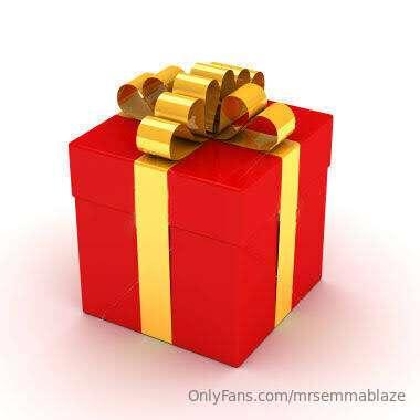 (9) (10) DECEMBER 🎁 Was busy, so the Christmas calender from..