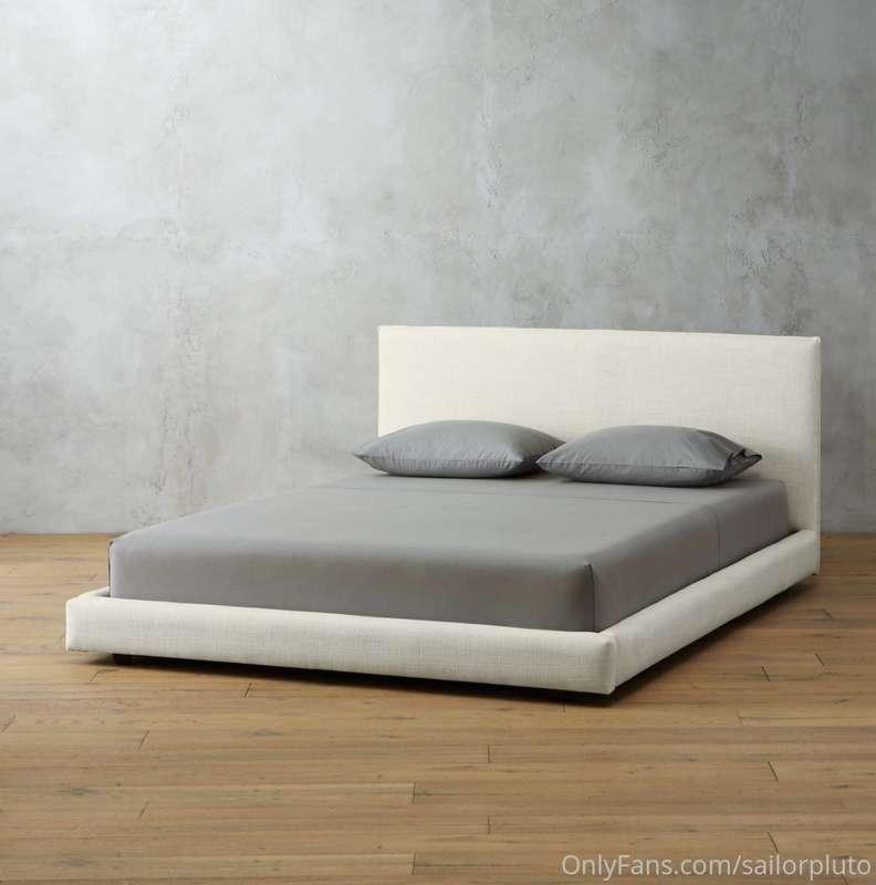 what do you think, would i look good on this bed...? it woul..