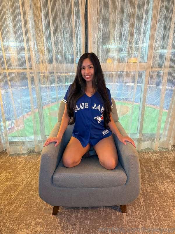 (Album) Showing off my team spirit!