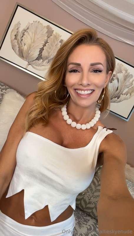 Dressed in the first costume and starting my live show soon!..