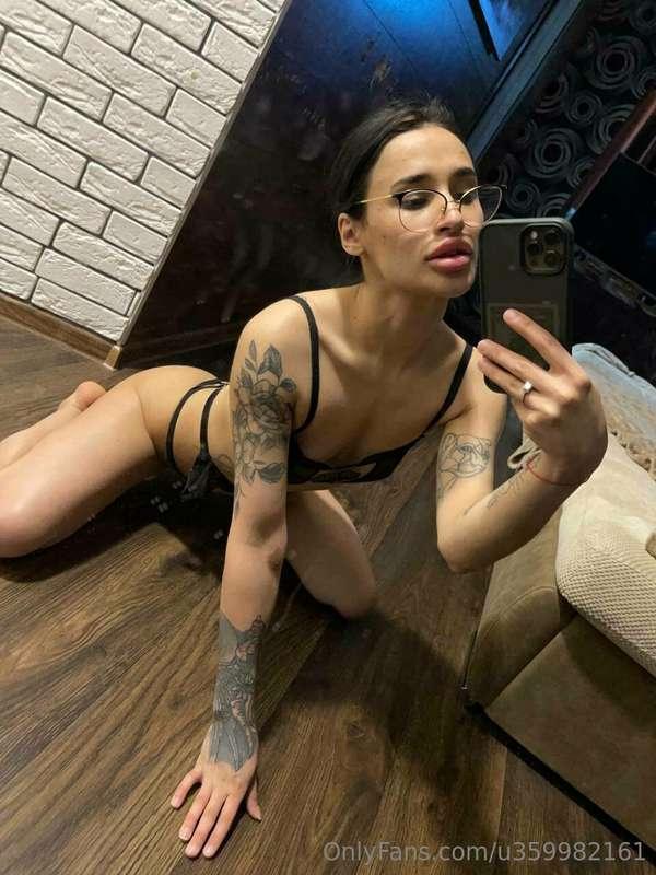 May I kneel for you? 🤗