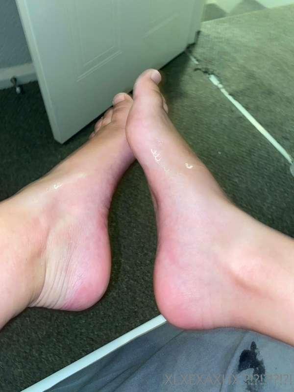 Do you like feet?