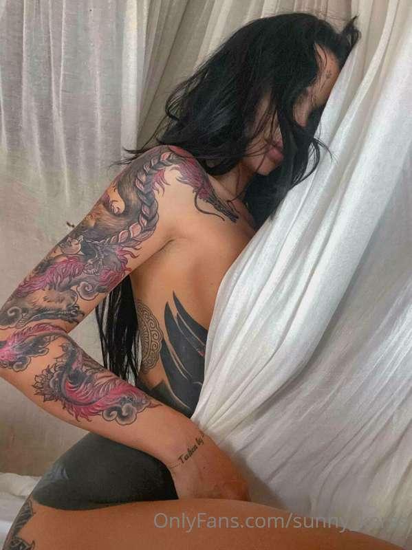 Mmmmmm! Sexy mamasita have a naughty mood for secret chat to..