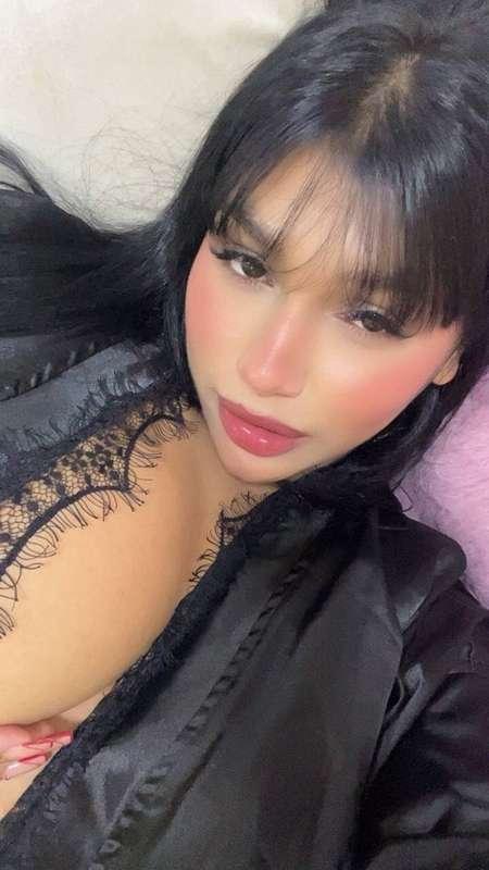 In the mood to have some fun. Its been a while lol. DM me ba..