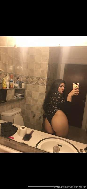 my big ass is sooo cute babesss🖤🥺