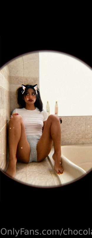 POV: You're looking at me through the crack in the bathroom ..
