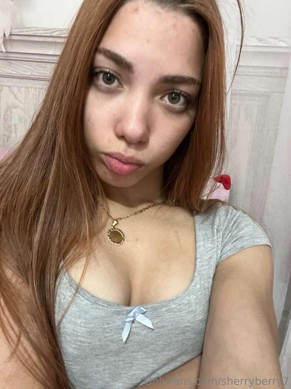 get lost in my eyes… or look down🙈