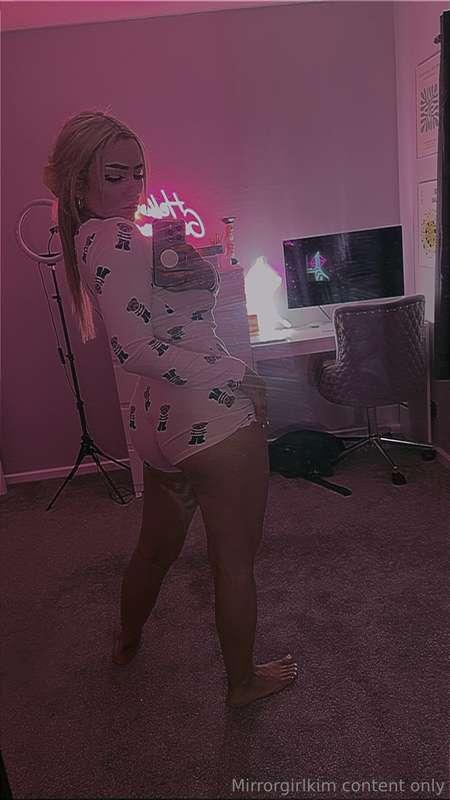 Do you like my ass?👀