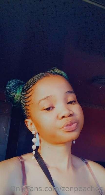 Pshhhh🤫🤫 Send me a tip and keep quiet ....I just came to say..