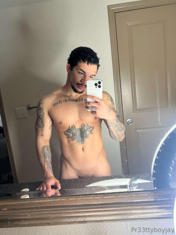 Curious to know what excites you most about me 😉 Comment bel..