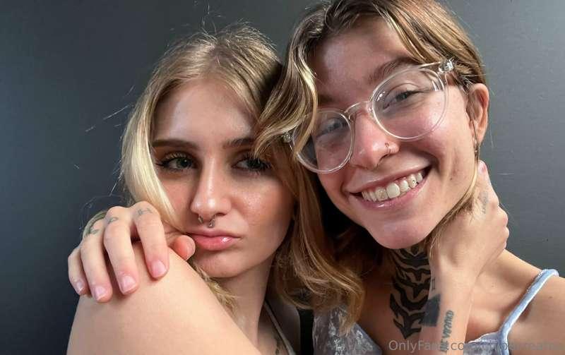 just filmed with my bestie @astrid-eclipse ❤️ isnt she sooo ..