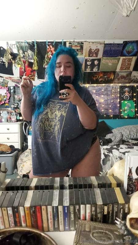 Big shirts or lacy nightgowns?