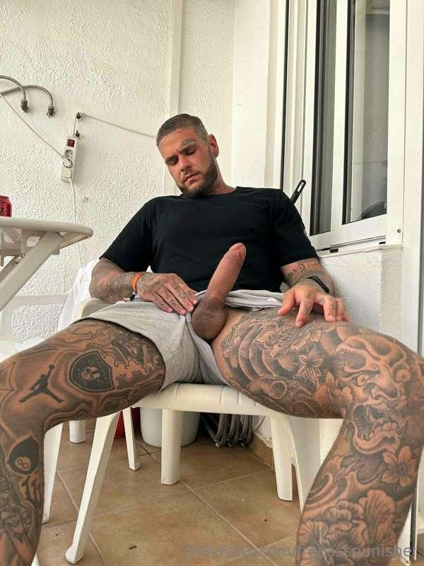 freeasspunisher image #4