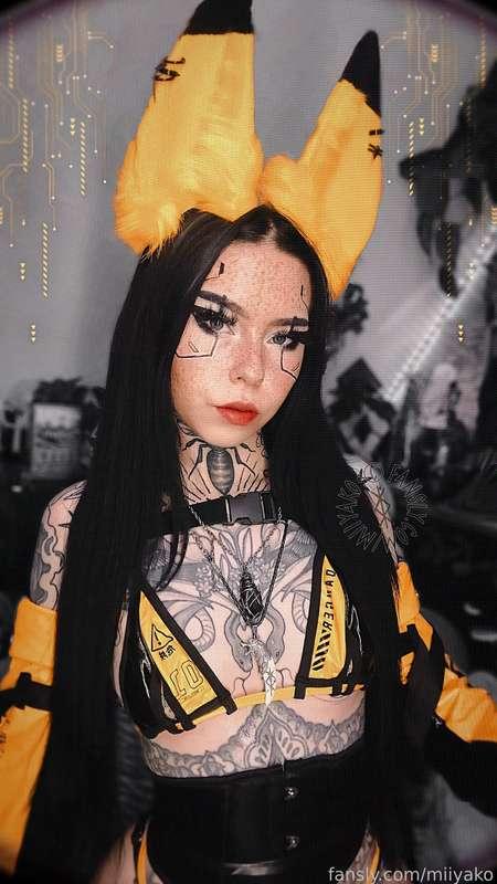 ✨ NOW LIVE ✨

More Cyberpunk today! Let’s go Chooms! 🖤

✨ https://twitch.tv/miirkwoodelf ✨