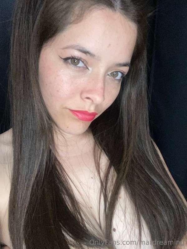 🧚‍♀ @naughtybunnybabygirl 🧚‍♀ 🟢FREE🟢I am a sweet girl and I ..