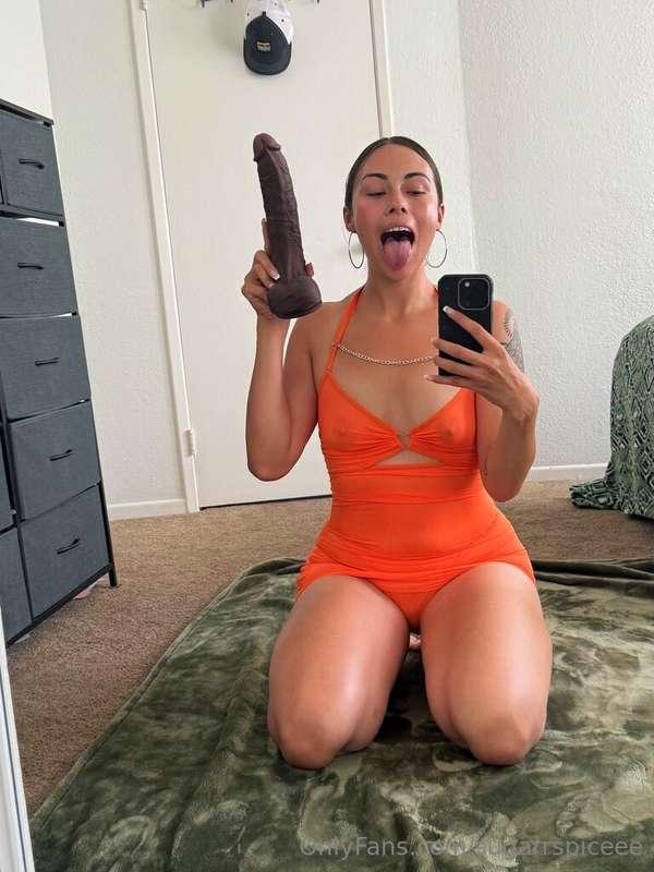 Who wants to see the video? 🫣💦🧡🧡🧡