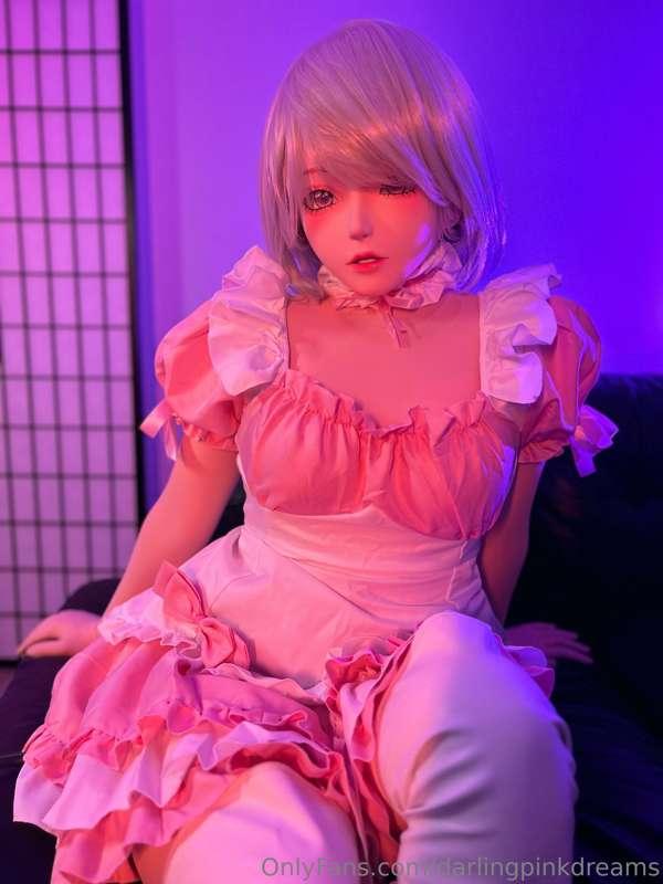I love how much I look like a doll in these photos