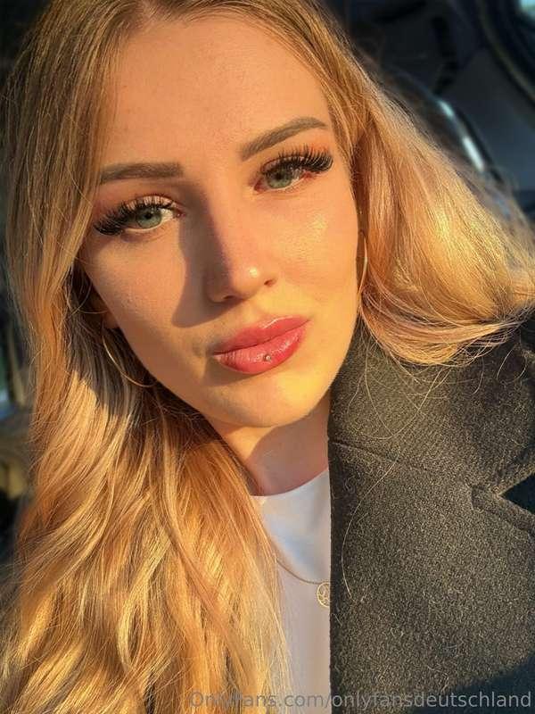 @liyahtrueIch geb hier nicht alles sofort preis… ein bissche..