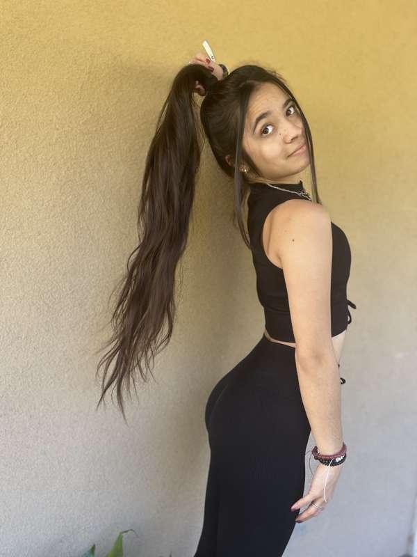 🎬