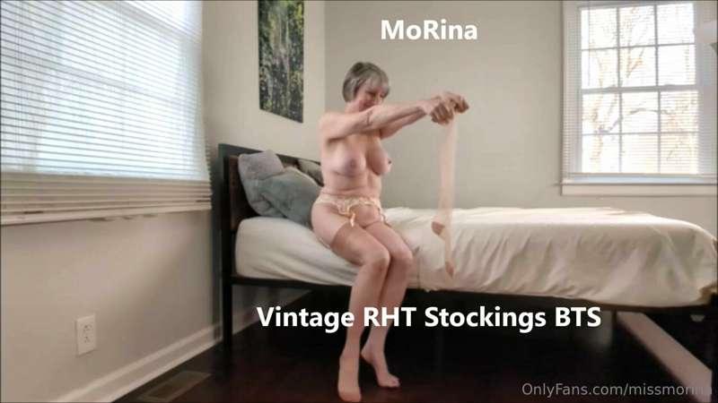 Free preview of "Vintage RHT Stockings BTS"
I am getting dre..