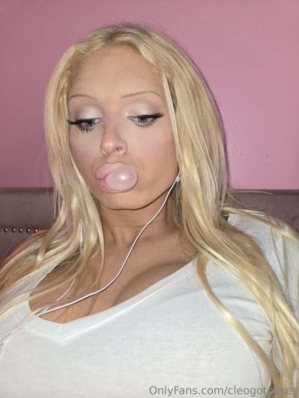 Just put your lips together and blow 😮‍💨 