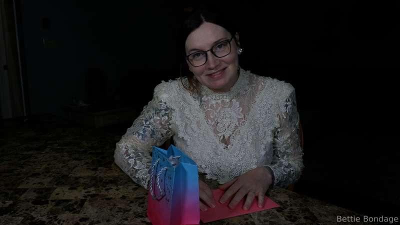 Magic Necklace previews <3