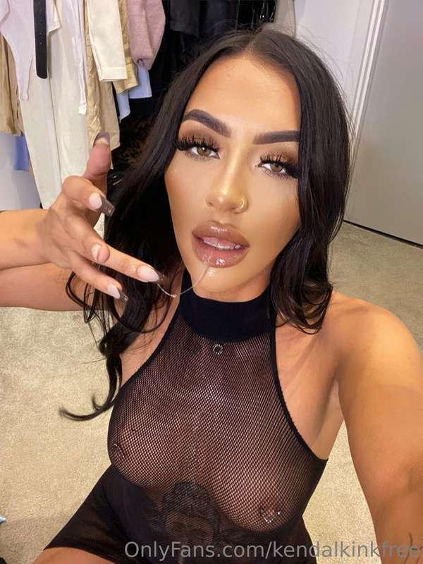 @kendalkink 

NO PAY WALLS 

VIP CHANNEL
