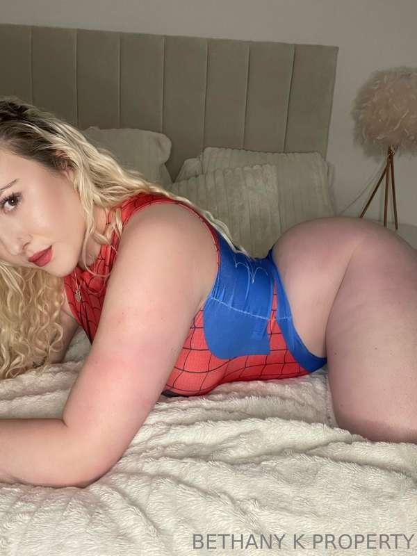 Would you fuck spider girl? 🕷️