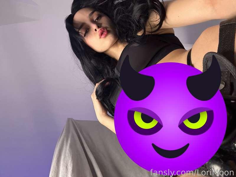 you're under attack




#fyp #brunette #mistress #femdom #domme #worship #goddess #strapon #domination