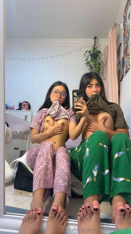 Qué harías con nosotras? 🥺👉🏻👈🏻
