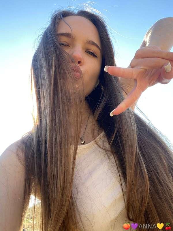 Smile and make people happy. 😘