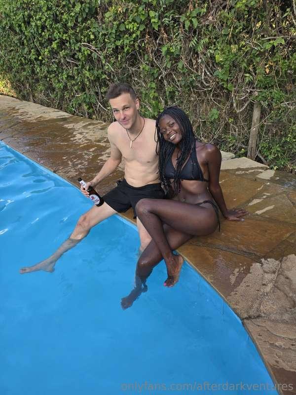 Farm fresh, 18 year old ebony 😎 I'm trying hard to convince ..