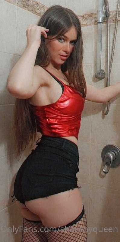 Let's take a shower ..... 💦​💦​