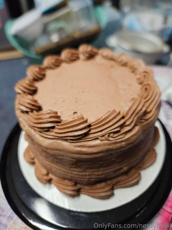 Celebrated my bday with a yummy cake 😉