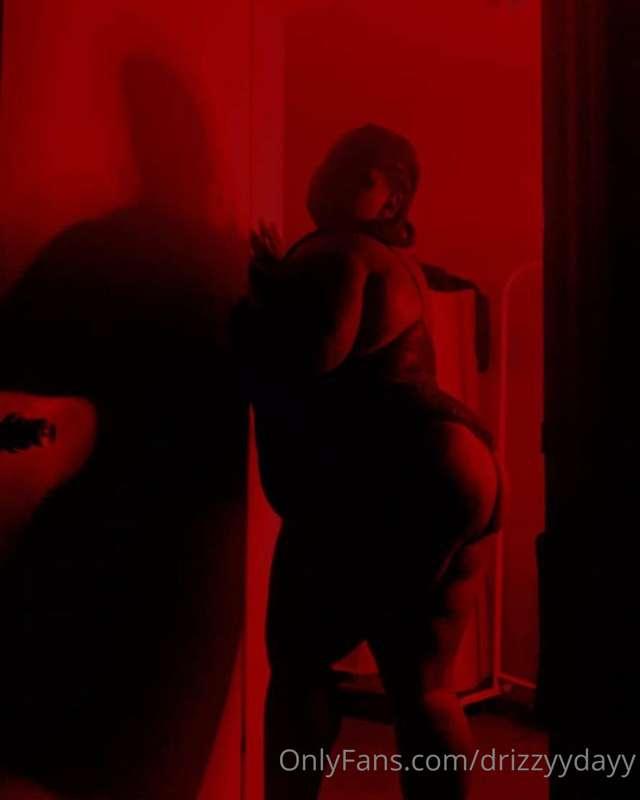 I’ll give you the red light Special all through the night❤️‍..
