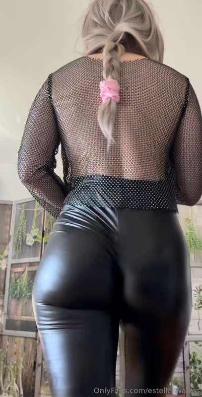 🍑!!! Make sure you like all my new uploads for a 🆓 🎁 