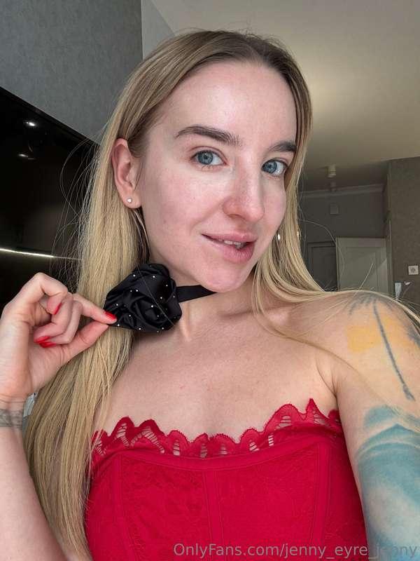 🌹 I'm like a rose: beautiful, but with thorns. Not everyone ..