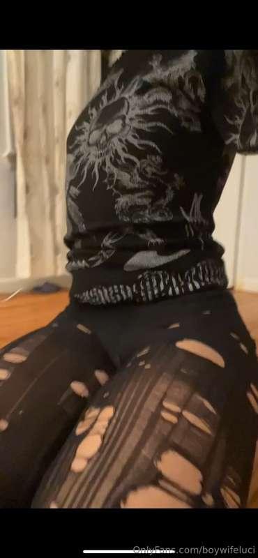 boywifeluci image #5