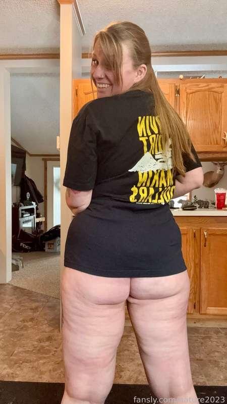 Booty booty booty 🍑🍑🍑

#fyp #naturedani #bluecollar #pawg #fat #bbw #chubby #curvy #thighs #cheeks #natural #real