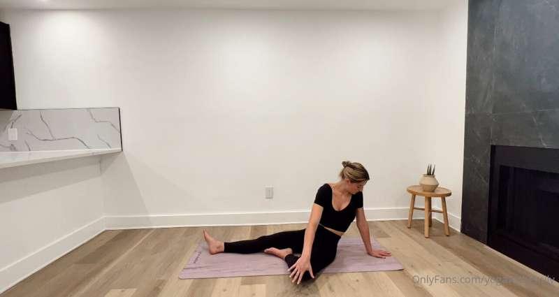 yogawithemily image #0