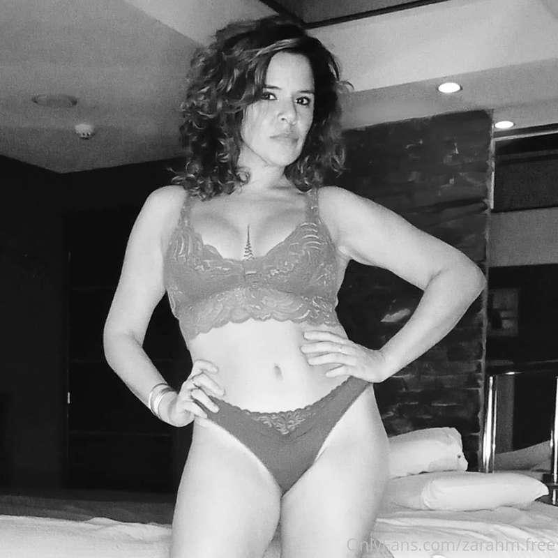 Let's warming up this site!! 
If you think this is hot 🥰 you..