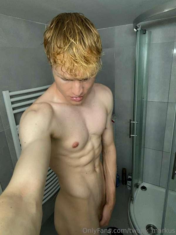 I could be your sex toy 😈