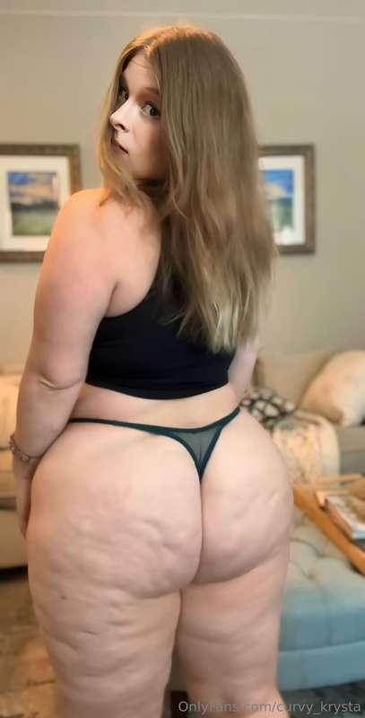 you didnt forget about me did you? 😏