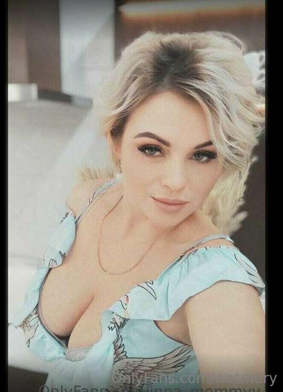 This sexy milf is always horny for you

@inna_mommyy💕
❤️anal..