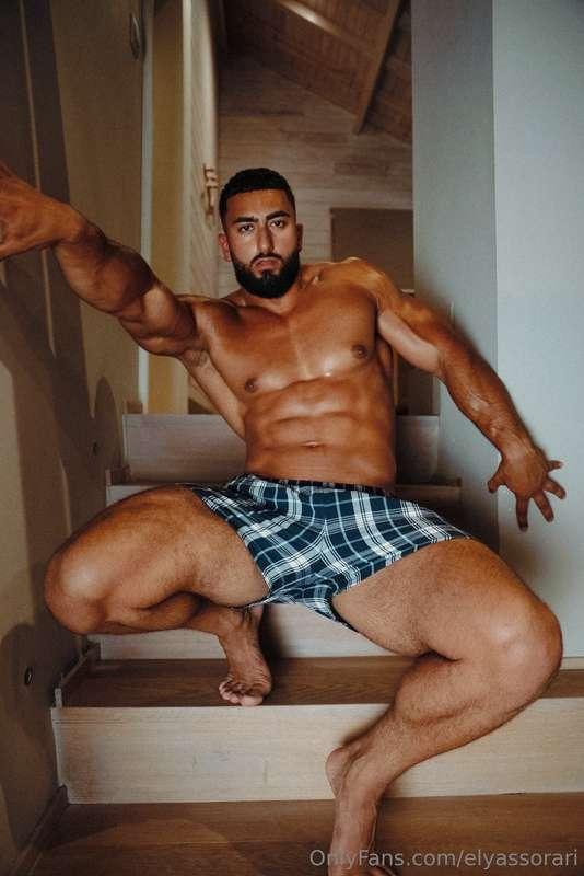 These stairs are tricky, think you can make it?  Prove it.....